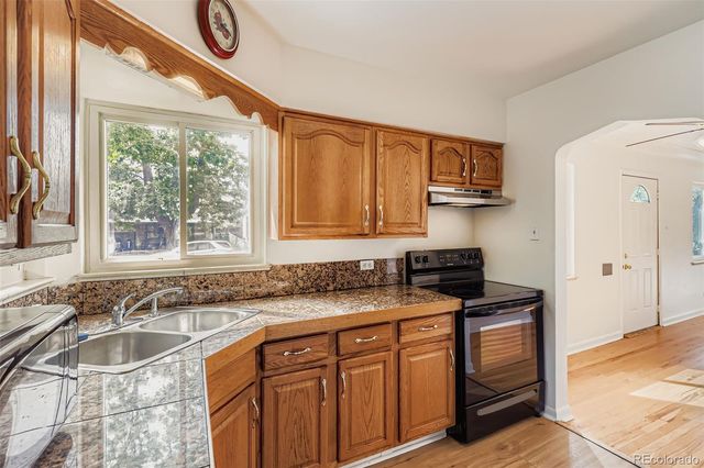 3348 S Emerson Street, Englewood, CO 80113