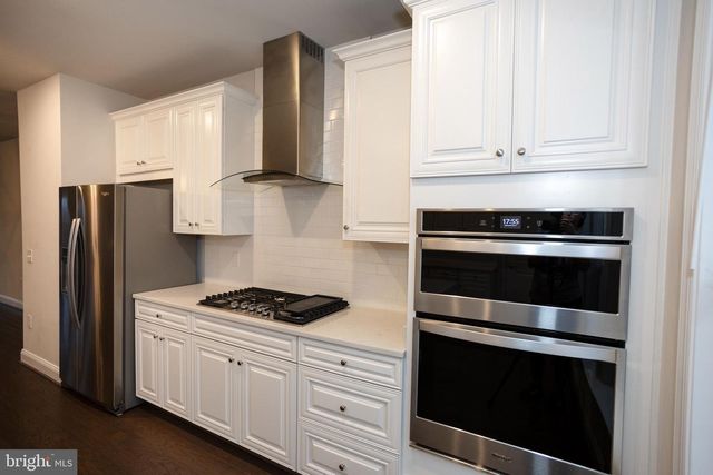 17137 BRANCHED OAK RD, Dumfries, VA 22026