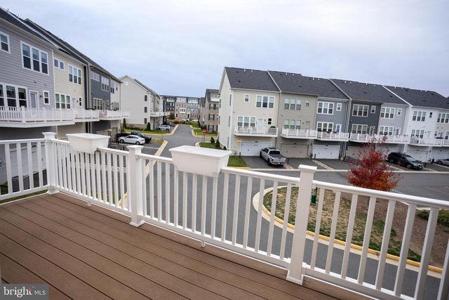 17137 BRANCHED OAK RD, Dumfries, VA 22026