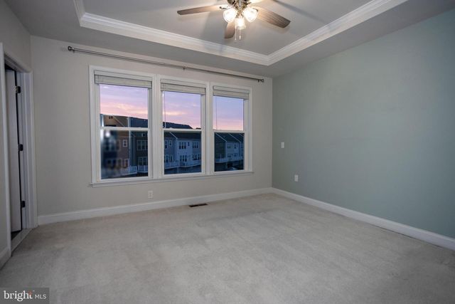 17137 BRANCHED OAK RD, Dumfries, VA 22026