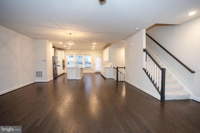 17137 BRANCHED OAK RD, Dumfries, VA 22026