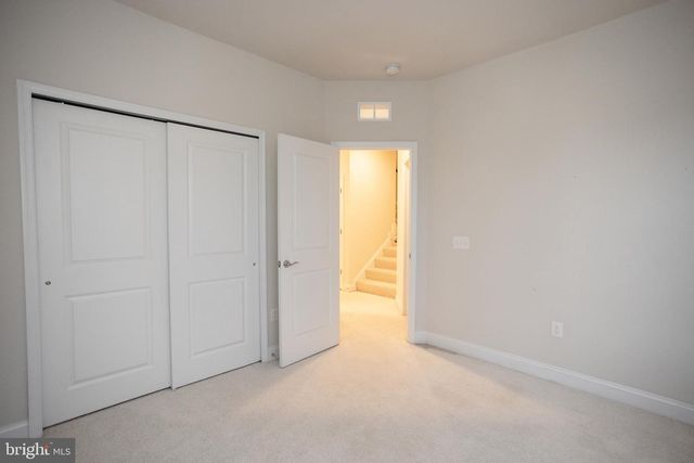 17137 BRANCHED OAK RD, Dumfries, VA 22026