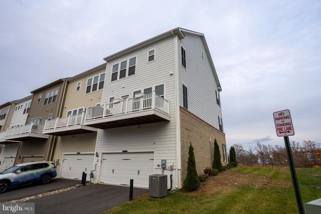 17137 BRANCHED OAK RD, Dumfries, VA 22026