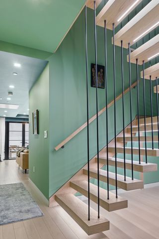 327 E 22ND Street THEAST, New York City, NY 10010