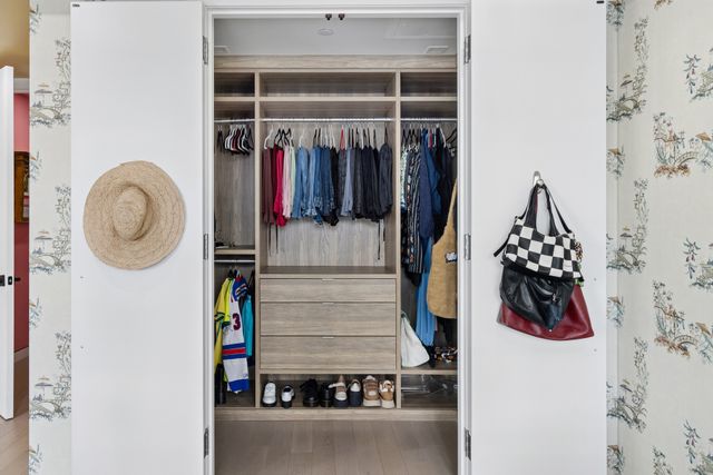 327 E 22ND Street THEAST, New York City, NY 10010