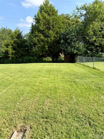 2550 Bonniebrook Drive, Maryland Heights, MO 63043
