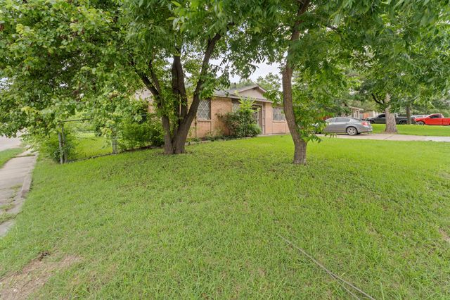 1700 Magnolia Drive, Mesquite, TX 75149
