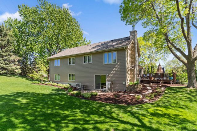 15000 Sunrise Lane, Burnsville, MN 55306