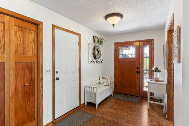 15000 Sunrise Lane, Burnsville, MN 55306