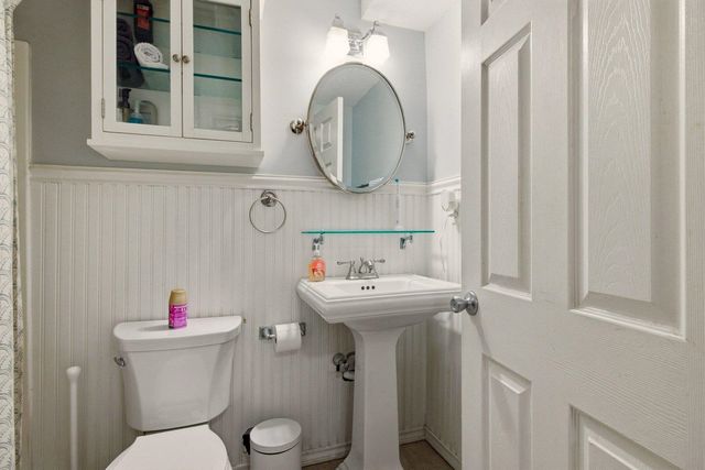 90 Fleet St Apt 5-2, Portsmouth, NH 03801