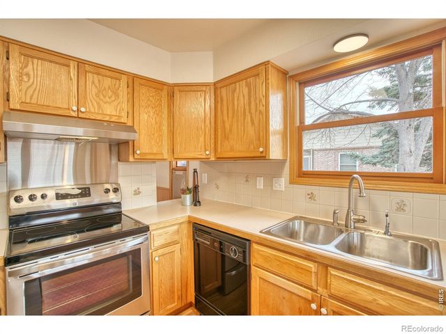 824 Wade Road, Longmont, CO 80503