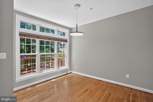2011 ASHLEIGH WOODS CT, Rockville, MD 20851