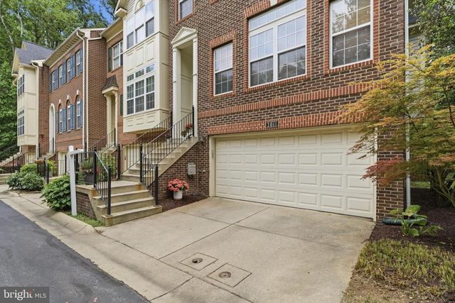 2011 ASHLEIGH WOODS CT, Rockville, MD 20851