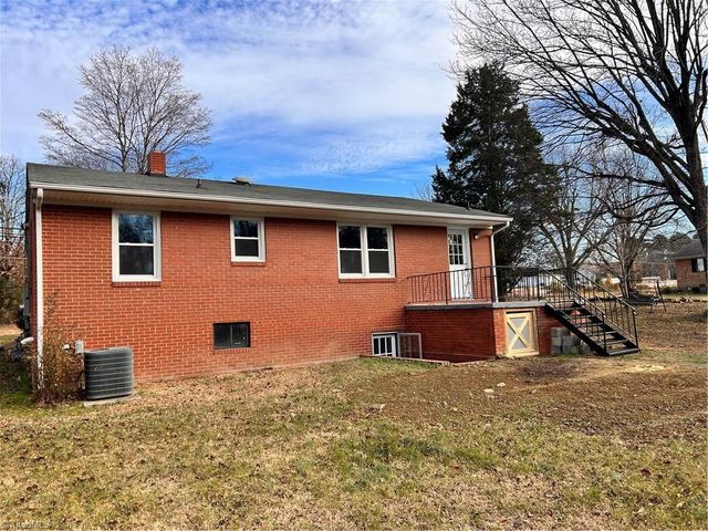 5026 Harvey Road, Jamestown, NC 27282