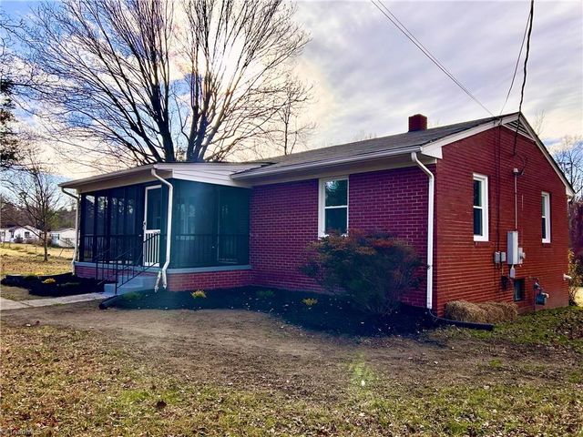 5026 Harvey Road, Jamestown, NC 27282