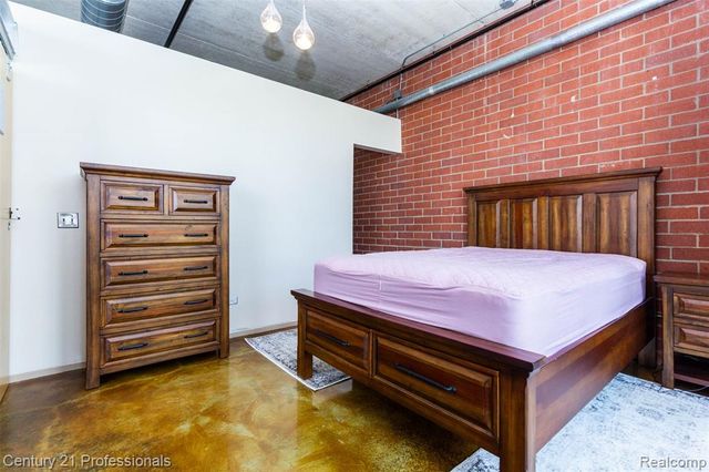 322 E Harrison Avenue 20, Royal Oak, MI 48067