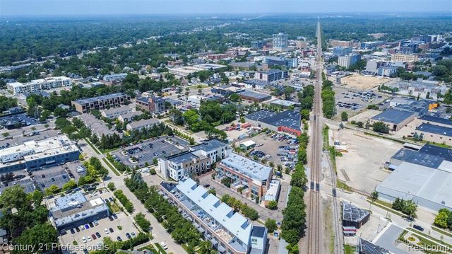 322 E Harrison Avenue 20, Royal Oak, MI 48067