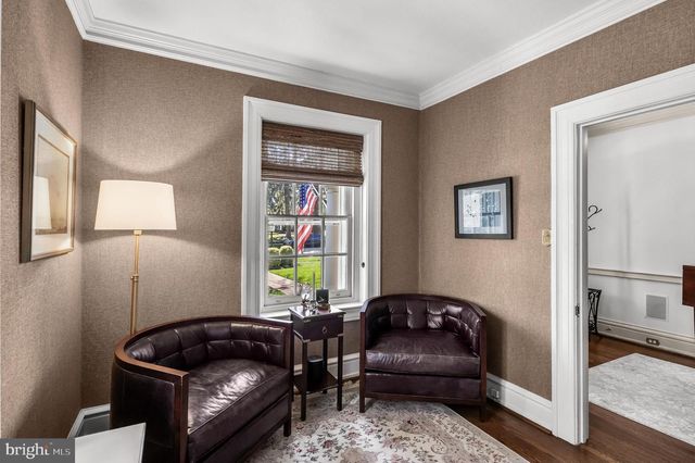 201 E OAK AVE, Moorestown, NJ 08057