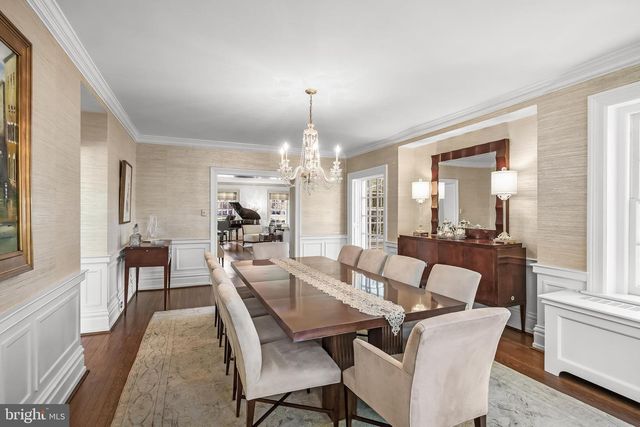 201 E OAK AVE, Moorestown, NJ 08057