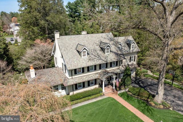 201 E OAK AVE, Moorestown, NJ 08057
