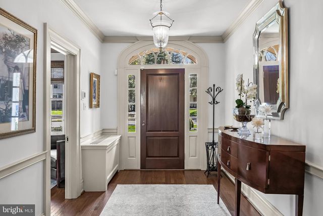 201 E OAK AVE, Moorestown, NJ 08057