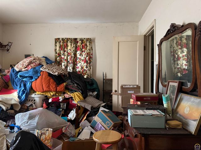 1621 SW Wayne AVE, Topeka, KS 66604