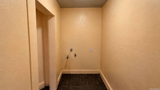 1319 Leal A, San Antonio, TX 78207