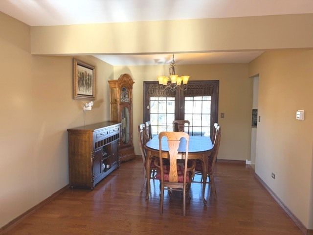 1110 Rushwood Avenue, Shorewood, IL 60404