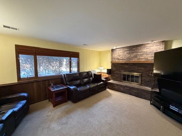 1110 Rushwood Avenue, Shorewood, IL 60404