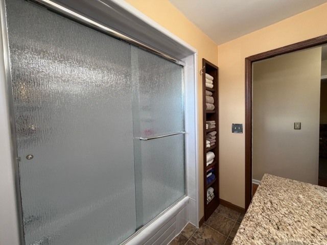 1110 Rushwood Avenue, Shorewood, IL 60404