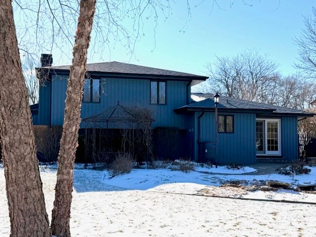 1110 Rushwood Avenue, Shorewood, IL 60404