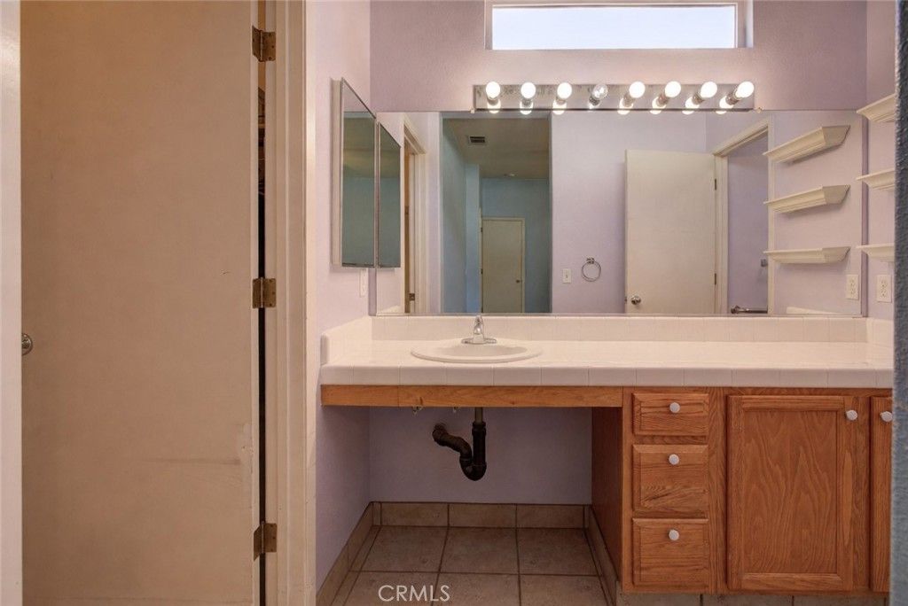 Image 24 of property listing at 1813 Woodland Hills Drive, Atwater, CA 95301