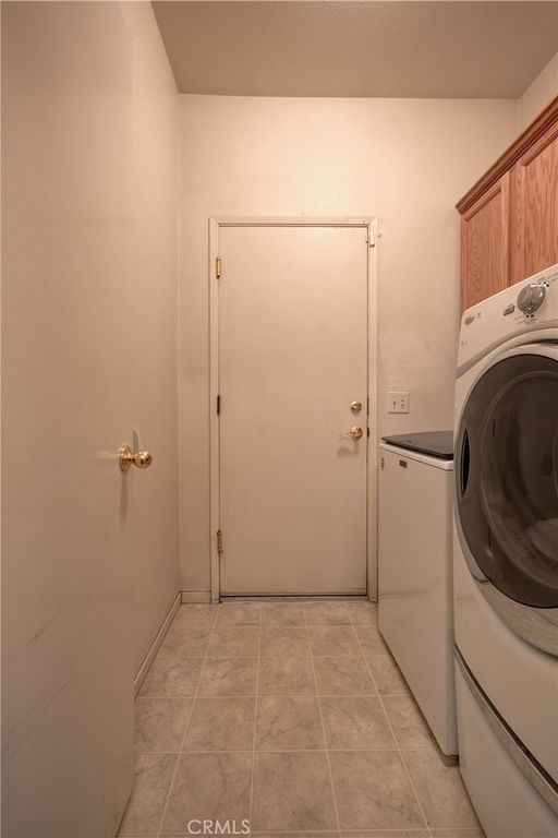 Image 28 of property listing at 1813 Woodland Hills Drive, Atwater, CA 95301