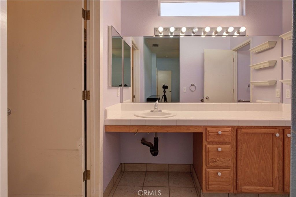 Image 38 of property listing at 1813 Woodland Hills Drive, Atwater, CA 95301