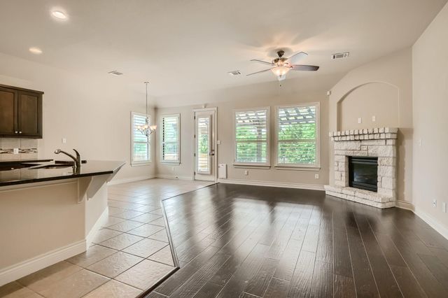 400 Entrada WAY, Round Rock, TX 78681