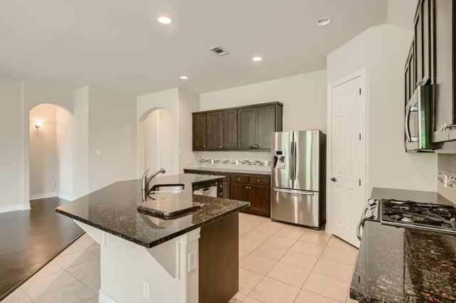 400 Entrada WAY, Round Rock, TX 78681