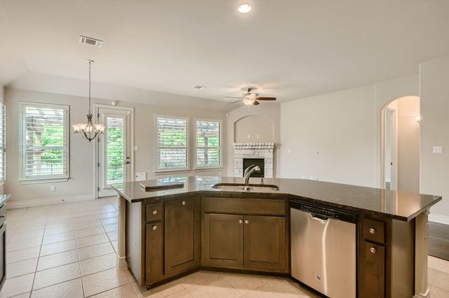 400 Entrada WAY, Round Rock, TX 78681