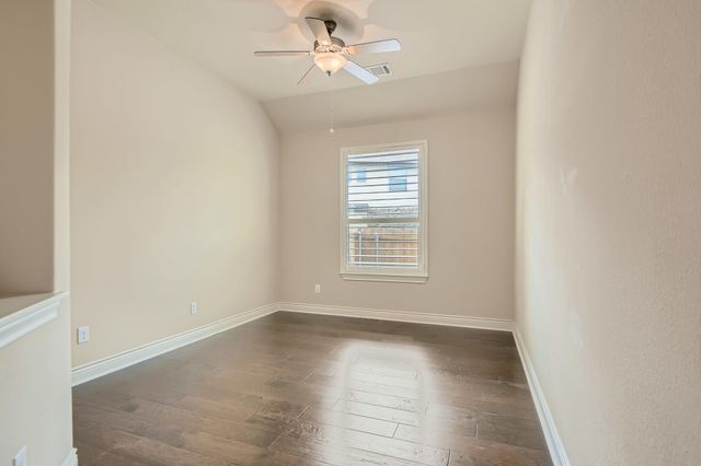 400 Entrada WAY, Round Rock, TX 78681