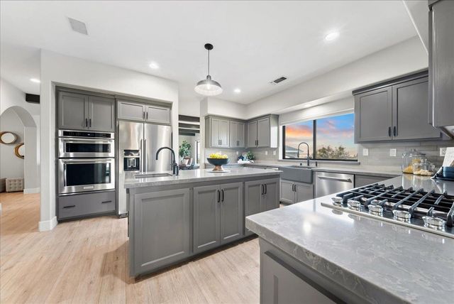 6990 Chili Hill Rd, Newcastle, CA 95658