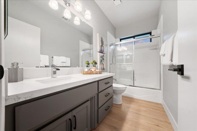 6990 Chili Hill Rd, Newcastle, CA 95658