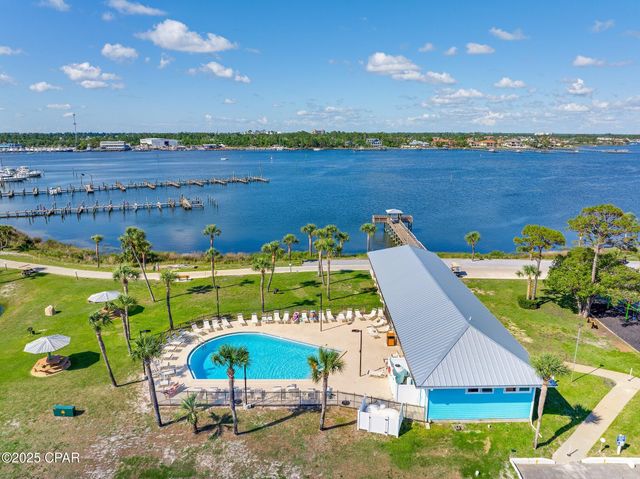 414 Snook Lane, Panama City, FL 32408