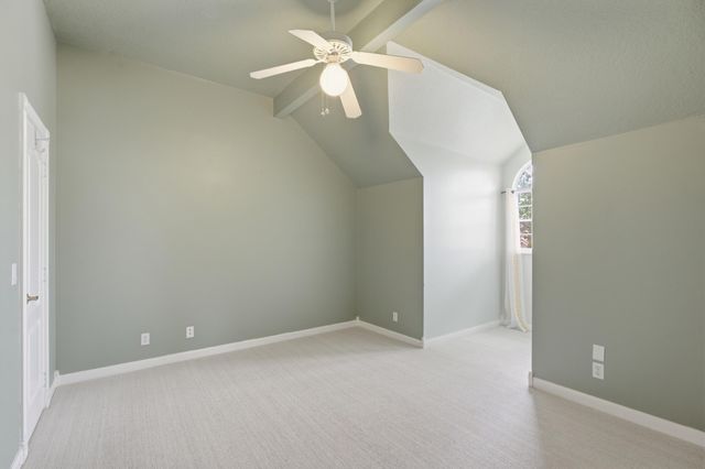 207 Woodsmuir Court, Palm Beach Gardens, FL 33418