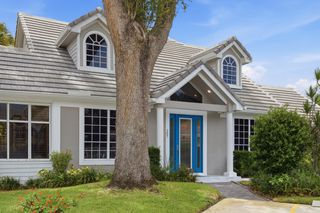 207 Woodsmuir Court, Palm Beach Gardens, FL 33418