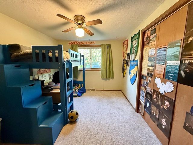 2829 SHELDON DRIVE, Oshkosh, WI 54942