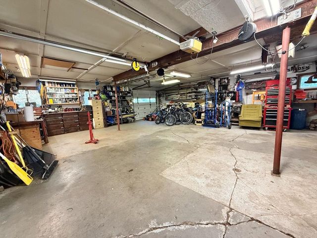 2829 SHELDON DRIVE, Oshkosh, WI 54942