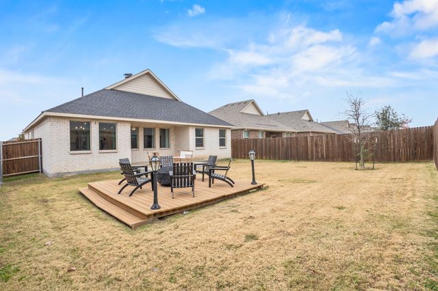 1733 Lake Grove Drive, Little Elm, TX 75068