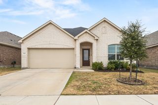 1733 Lake Grove Drive, Little Elm, TX 75068