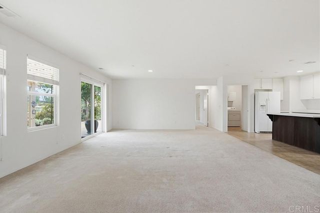 352 Tom McGuinness Jr Circle, Fallbrook, CA 92028