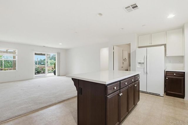 352 Tom McGuinness Jr Circle, Fallbrook, CA 92028