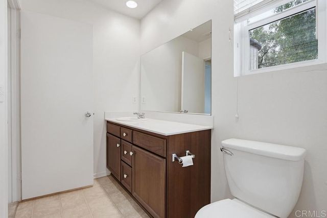 352 Tom McGuinness Jr Circle, Fallbrook, CA 92028